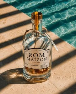 Kit de rhum arrangé maison Rom Maizon ananas – bouteille premium épices et banane